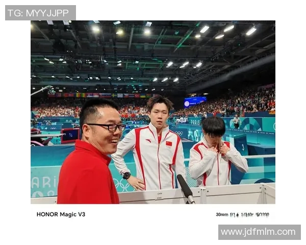 黑眼圈足球明星的奋斗与荣耀背后隐藏的故事与挑战